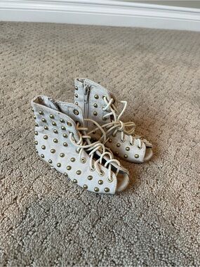 mia joy baby booties / sandals